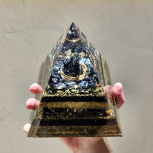 Pirâmide Orgonite